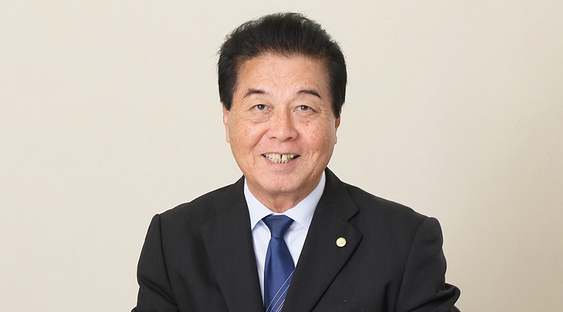 金城孝忠校長先生